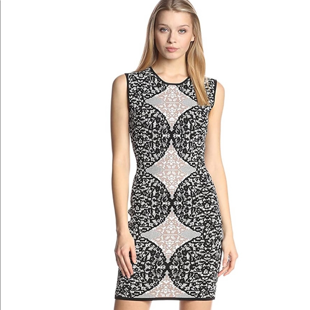 BCBGMAXAZRIA Women's Jose Battenburg